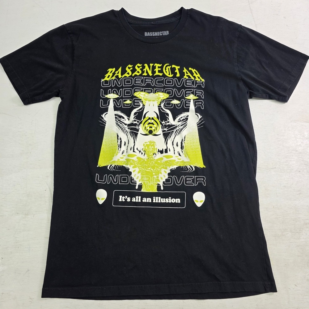 Bassnectar Undercover It's All An Illusion Electronic‎ Men's T-Shirt Sz L EUC